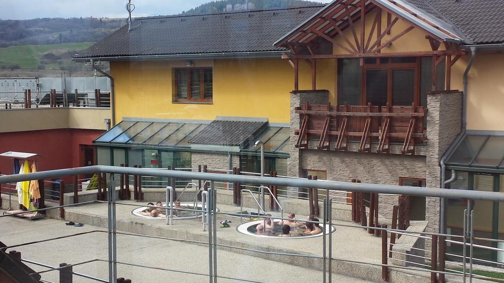 Free Apartman Bešeňová المظهر الخارجي الصورة